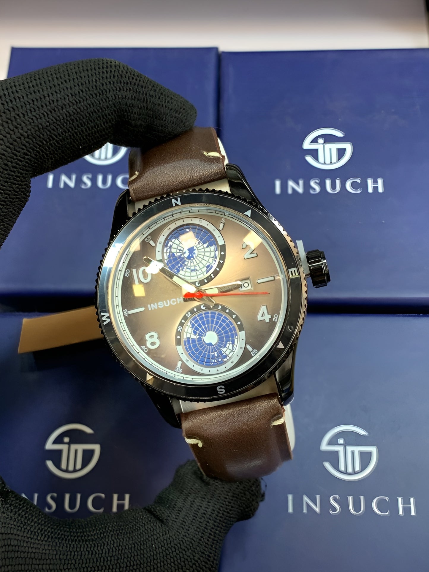 INSUCH - Gradient Brown Dial