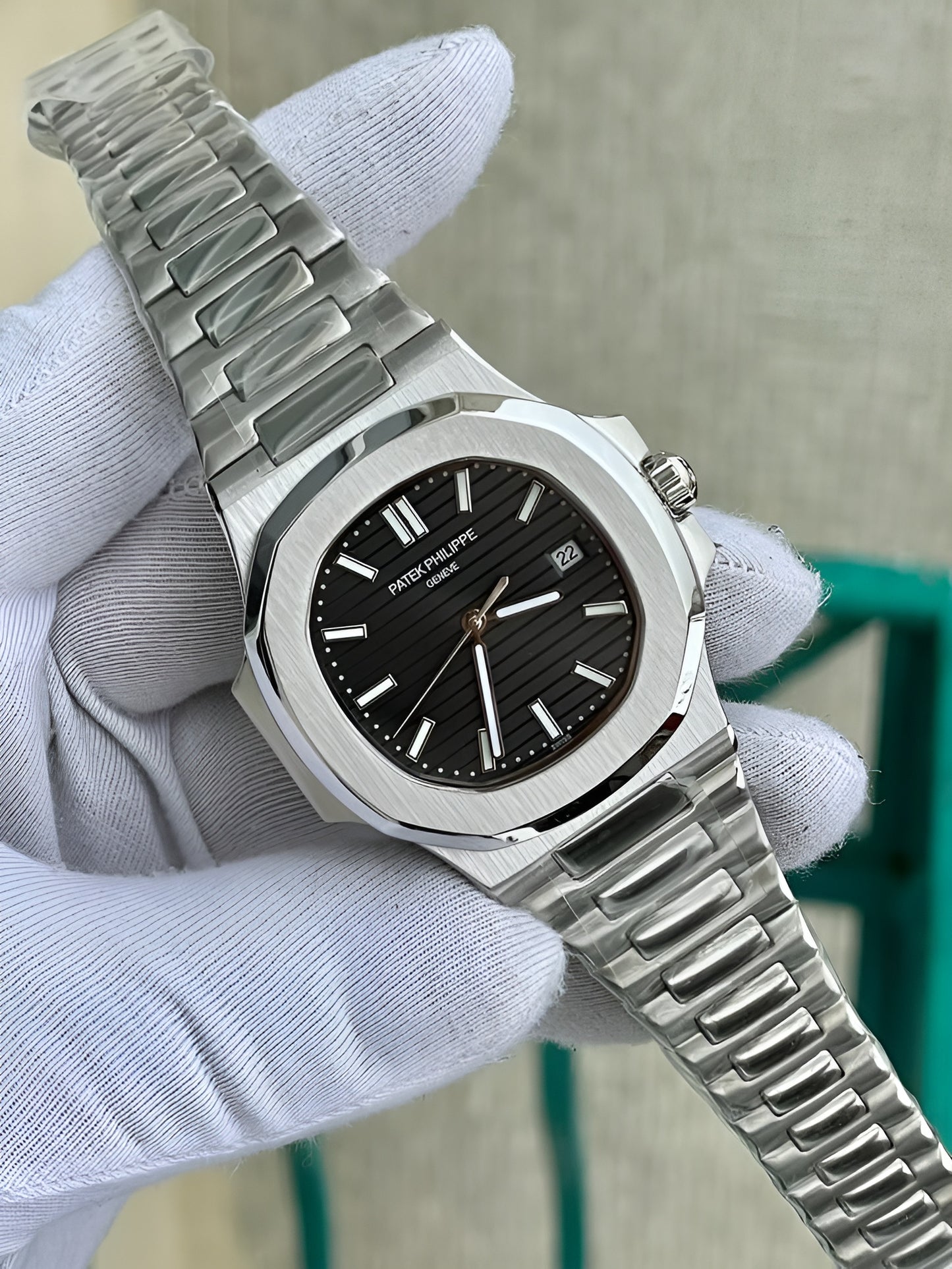 Patek Philippe Nautilus - Black