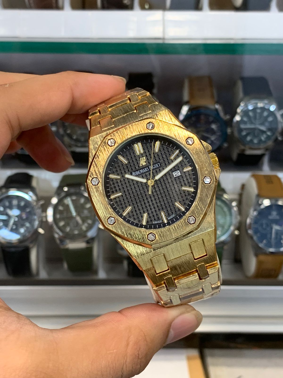 AP - Men's Watch - Golden Chain