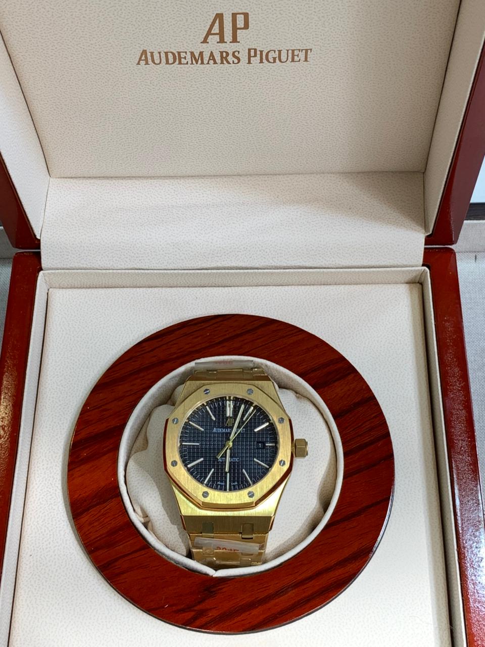 AP - Plain Dial - Chain - Master Replica