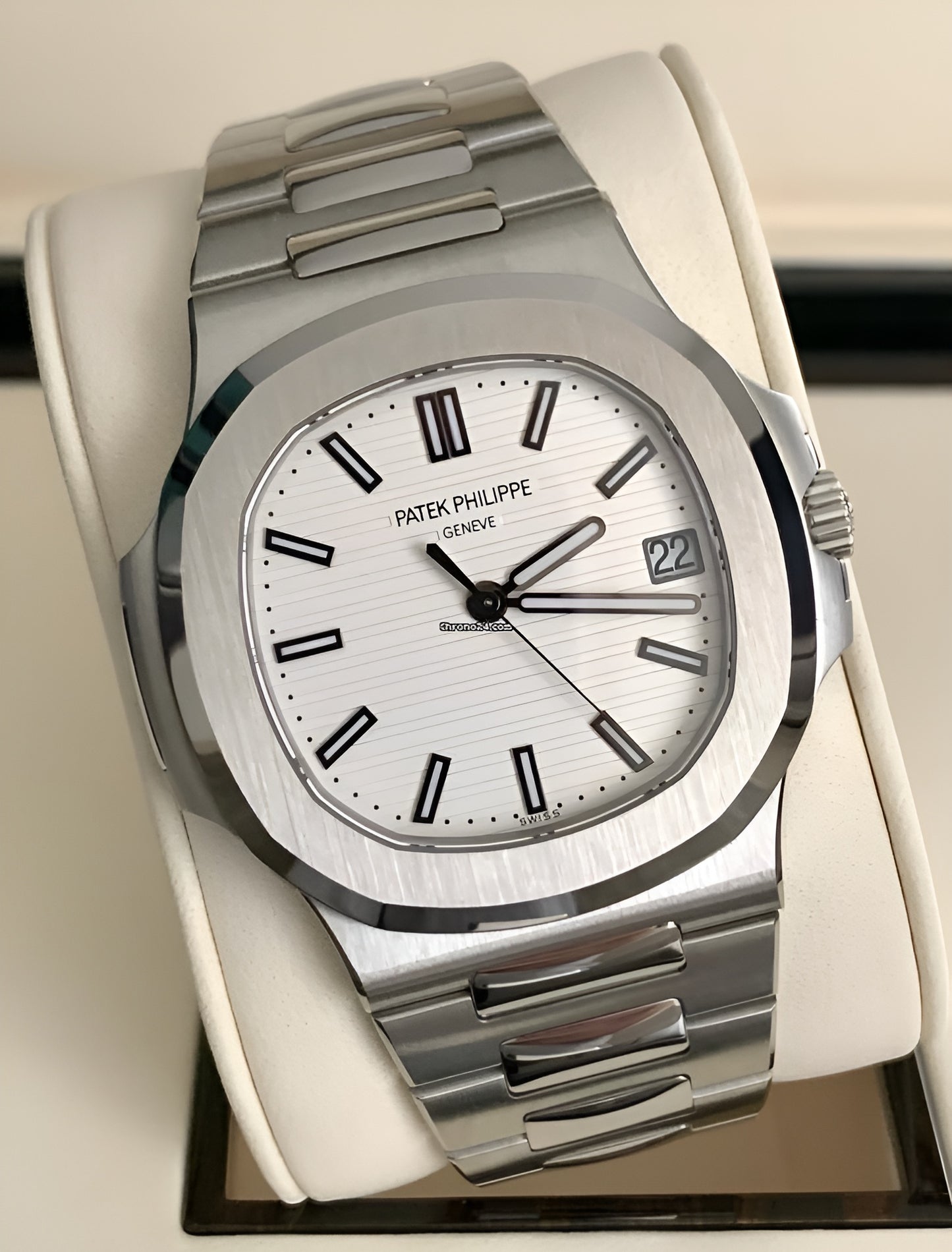 Patek Philippe Nautilus - White