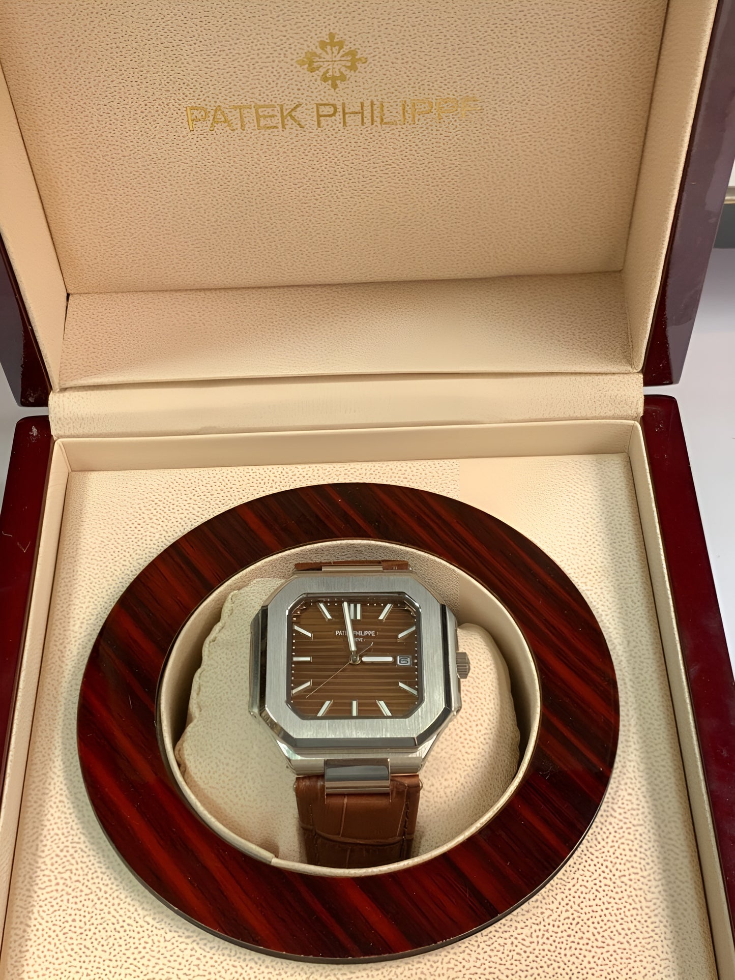 PP - Cubitus - Master Replica