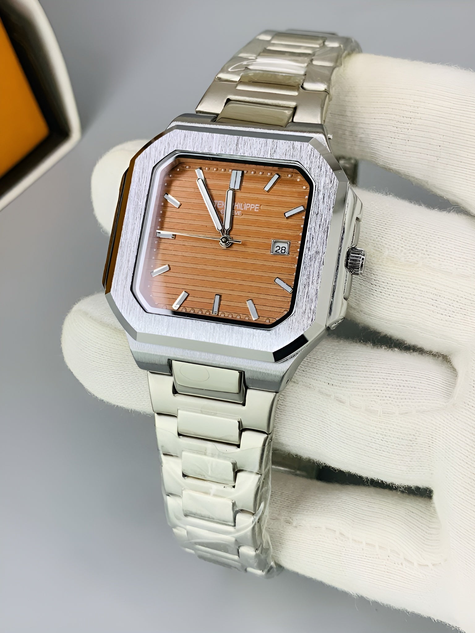 Patek Philippe Cubitus - Brown