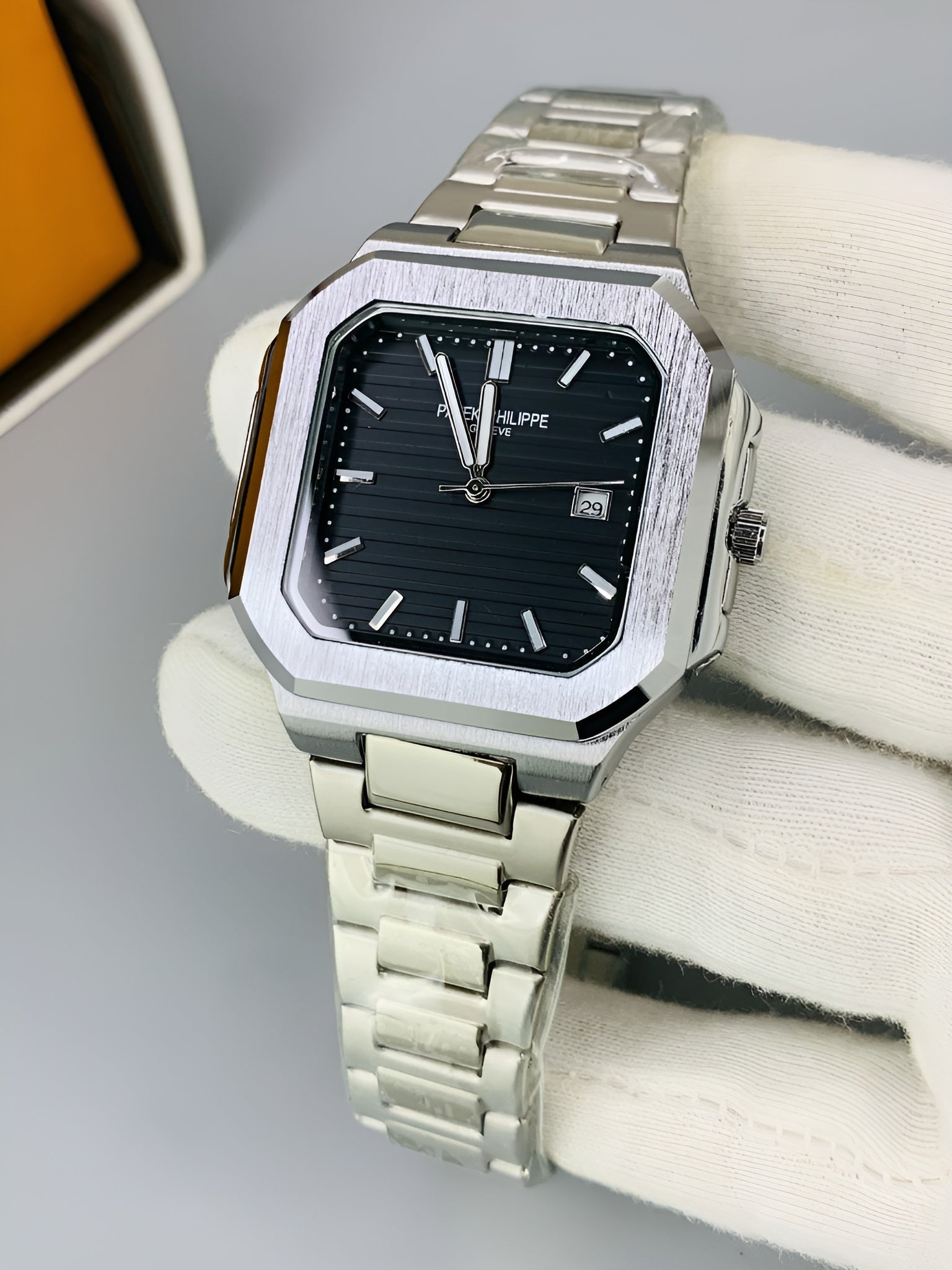 Patek Philippe Cubitus - Black