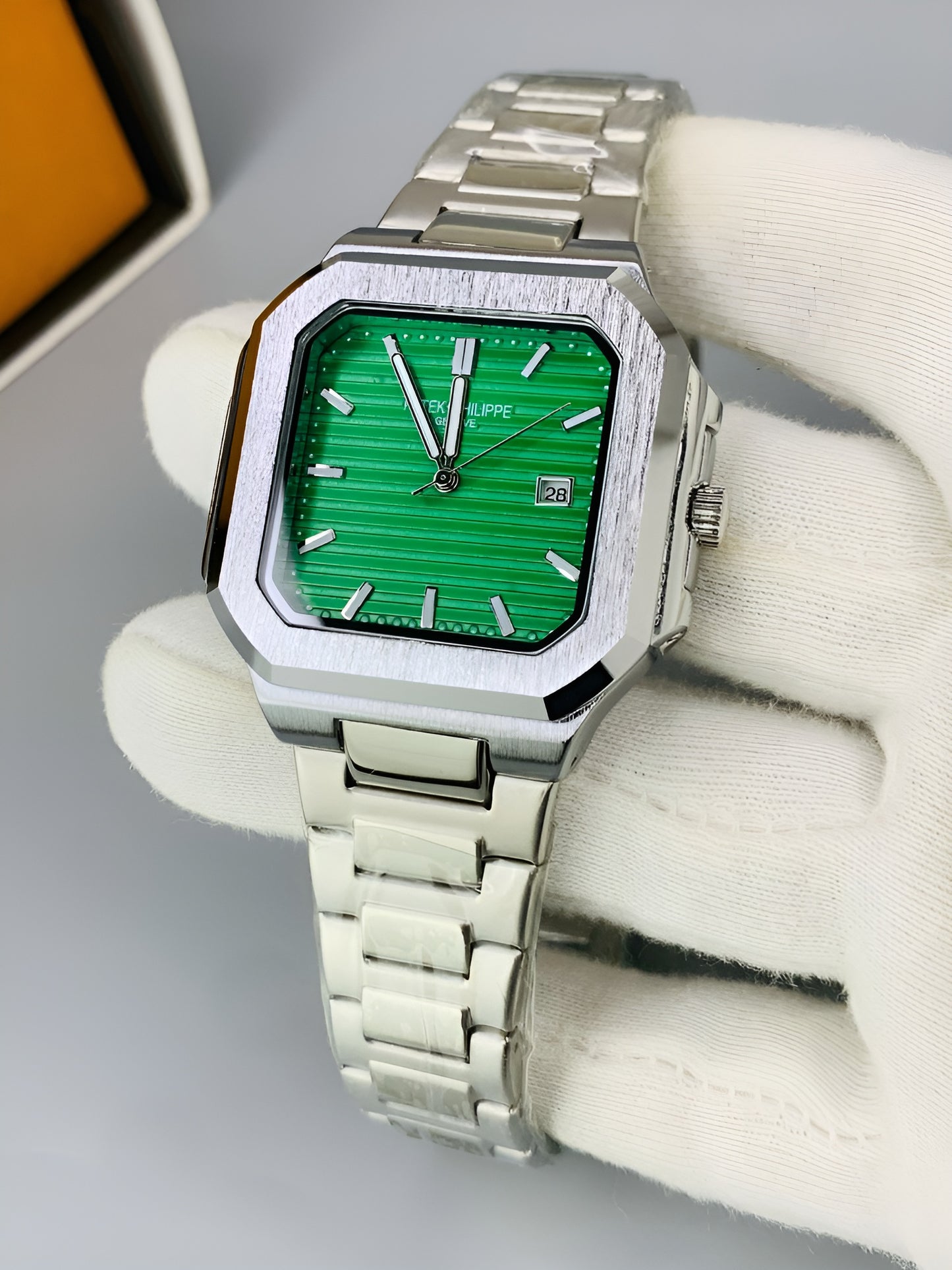 Patek Philippe Cubitus - Green