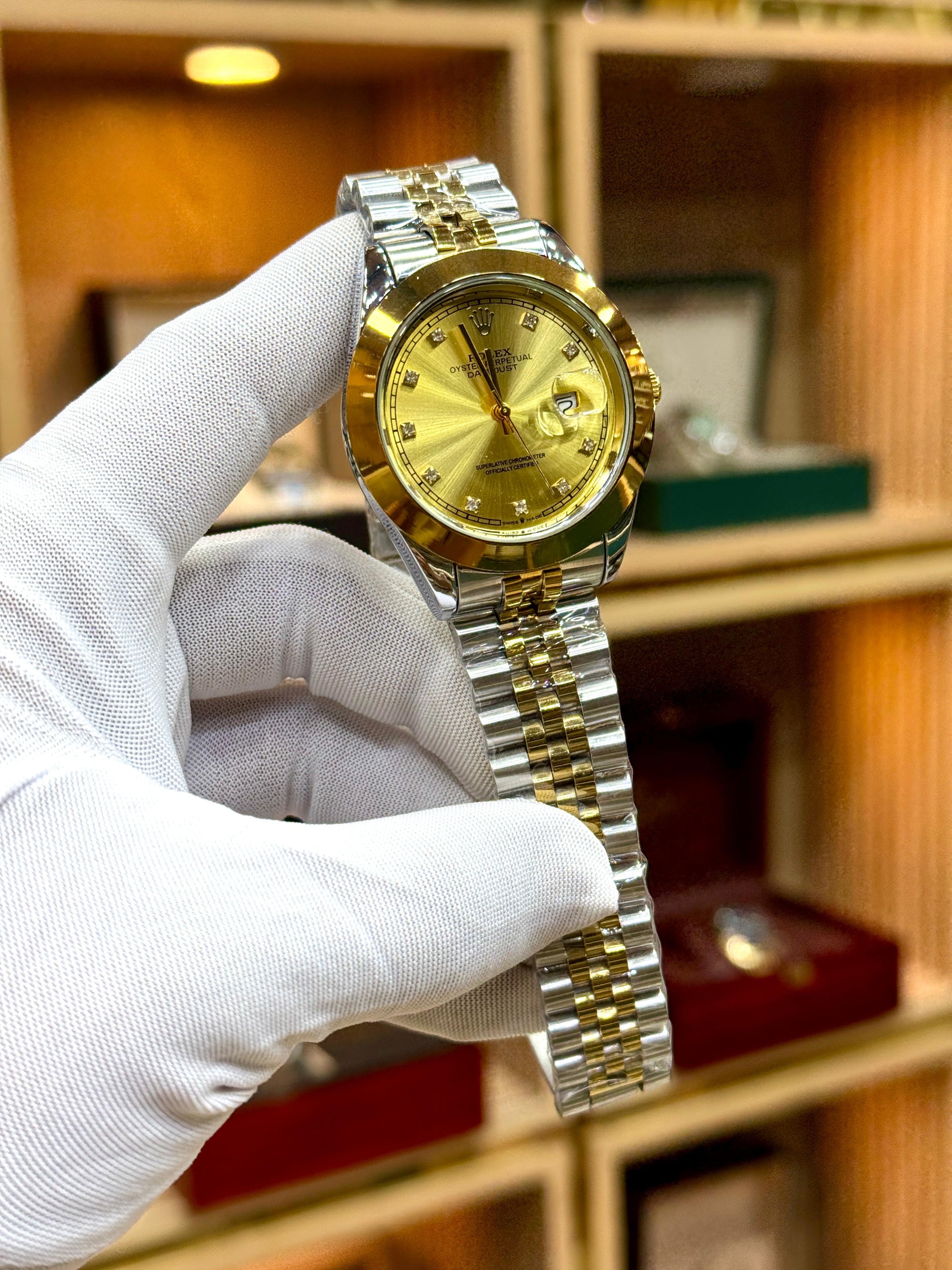 ROLEX - Semi-Auto - Stone Dial