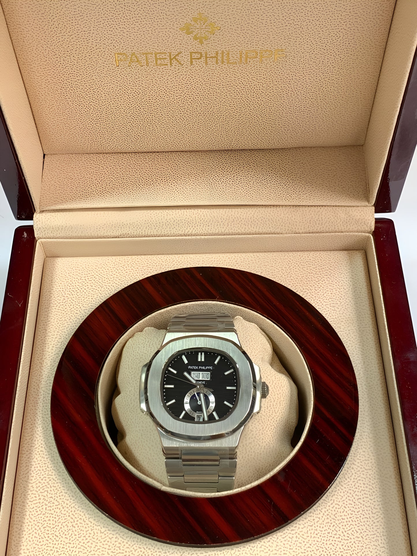 PP - Nautilus - Working Chronography - Master Replica