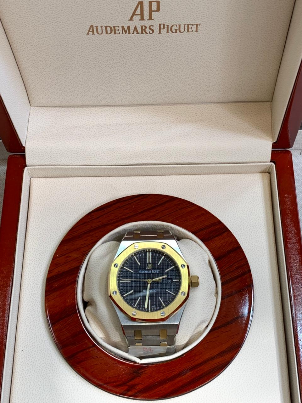 AP - Plain Dial - Chain - Master Replica